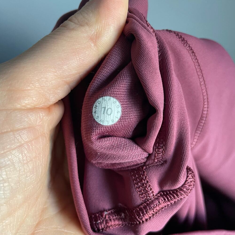 Lululemon Pink Magenta Leggings Yoga Pilates Barre Workout size 10 37" Length - Picture 5 of 5
